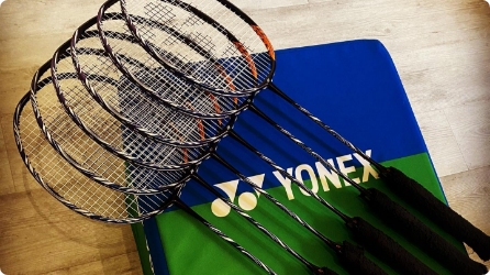 Yonex